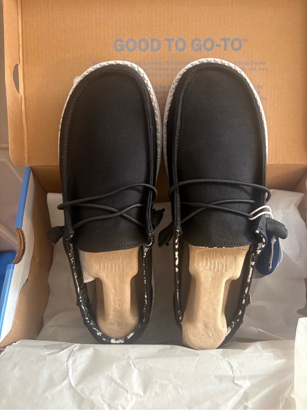 Hey Dude Women’s Slip-On Shoes 8WIDE Black Odyssey New Comfort